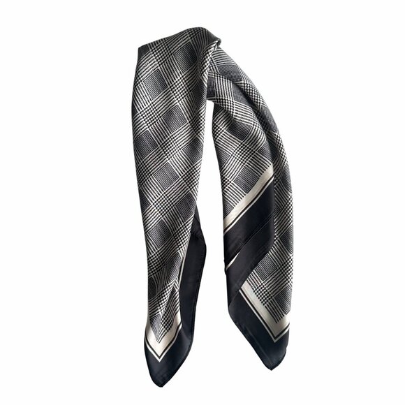 ✨Luxurious Chic Silky Square Scarf Black & White Houndstooth Plaid Print Bandana - Picture 2 of 6
